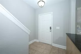 Photo #2: O6379103 Listing 