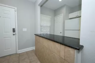 Photo #3: O6379103 Listing 