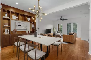 Photo #1: O6379175 Listing