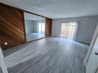 Photo #3: O6379395 Listing