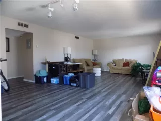 Photo #3: O6379459 Listing 