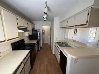 Photo #6: O6379504 Listing 