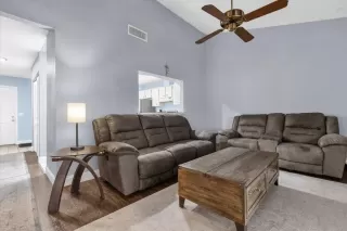 Photo #1: O6379820 Listing 