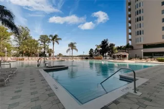 Photo #2: O6379953 Listing