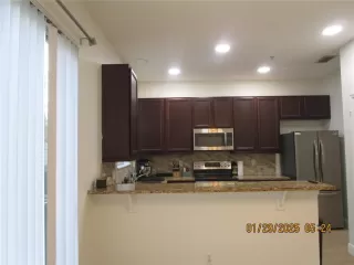 Photo #6: O6380004 Listing 