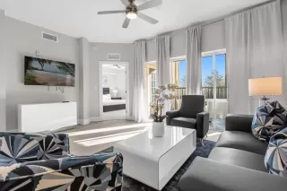 Photo #1: O6380060 Listing 