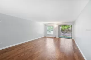 Photo #2: O6380077 Listing 