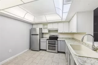 Photo #6: O6380077 Listing 