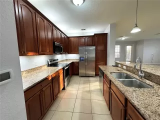 Photo #6: O6380106 Listing 