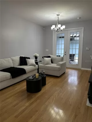 Photo #3: O6380191 Listing 