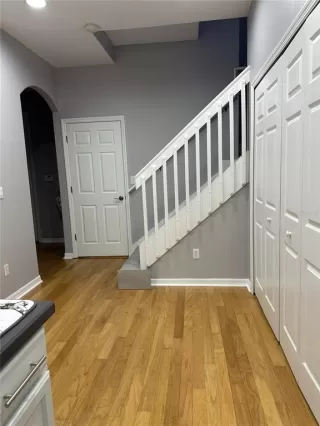 Photo #5: O6380191 Listing 