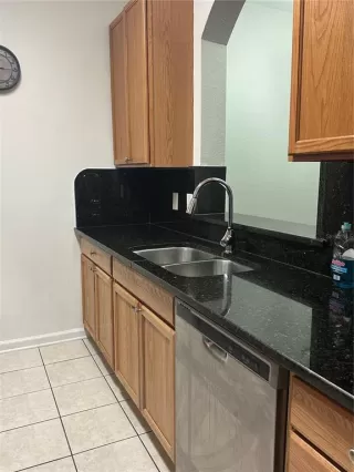 Photo #1: O6380273 Listing 