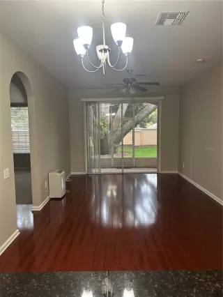 Photo #5: O6380273 Listing 