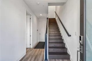 Photo #5: O6380315 Listing 