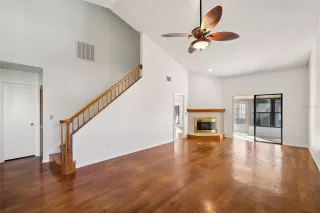 Photo #4: O6380341 Listing 