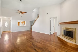 Photo #6: O6380341 Listing 