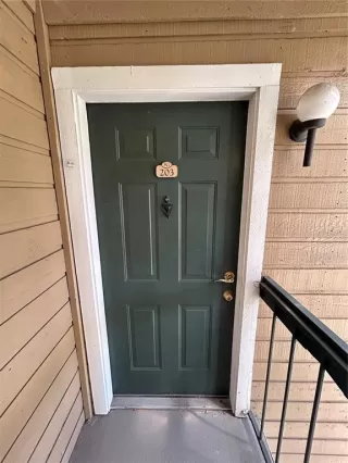 Photo #1: O6380459 Listing 