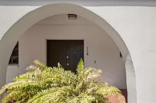 Photo #1: O6380506 Listing 