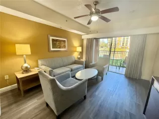 Photo #1: O6380557 Listing 