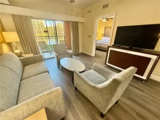 Photo #5: O6380557 Listing 