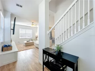 Photo #5: O6380579 Listing 