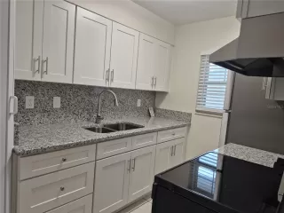 Photo #2: O6380696 Listing 