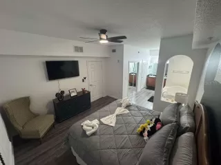 Photo #6: O6380780 Listing 