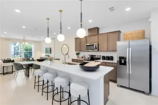 Photo #3: O6380999 Listing 