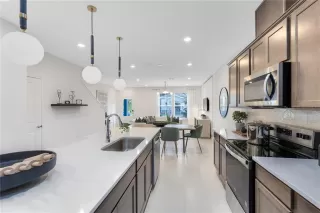 Photo #5: O6380999 Listing 