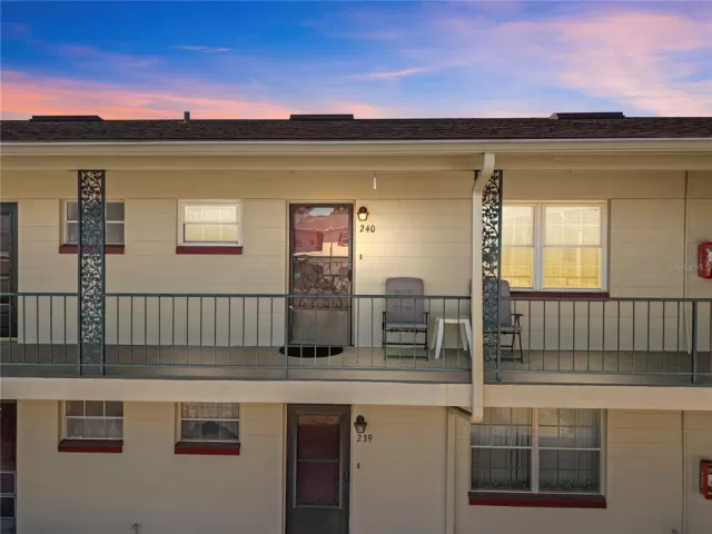 MLS: O6381030 Condo For Sale