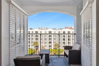 Photo #2: O6381077 Listing 