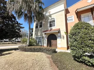 More Details about MLS # O6381195 : 1781 INDIANA AVENUE UNIT A