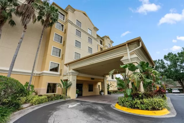 MLS: O6381205 Condo For Sale