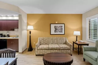 Photo #4: O6381205 Listing 