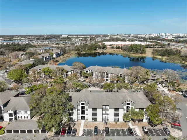 MLS: O6381207 Condo For Sale