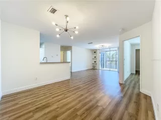 Photo #3: O6381207 Listing 