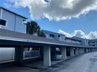 Photo #1: O6381329 Listing 