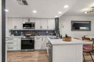 Photo #3: O6381329 Listing 