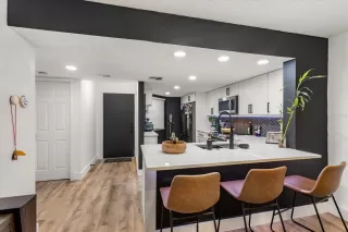 Photo #6: O6381329 Listing 