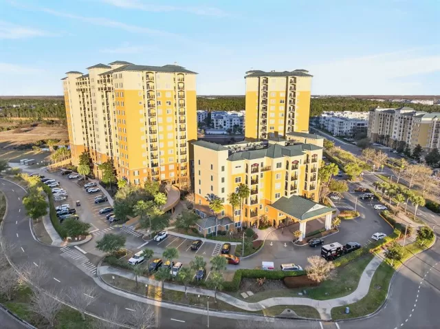 MLS: O6381345 Condo For Sale