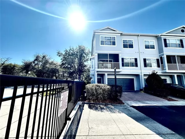 MLS: O6381508 Condo For Sale