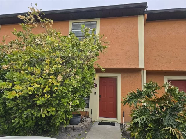 MLS: O6381596 Condo For Sale