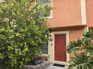 Photo #1: O6381596 Listing