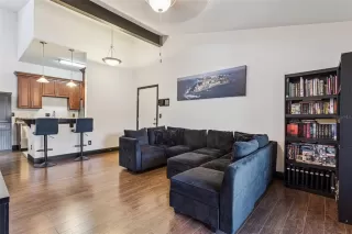 Photo #5: O6381652 Listing 