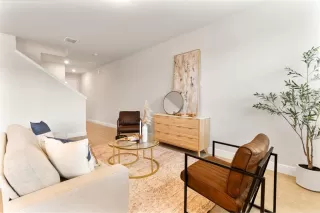 Photo #6: O6381681 Listing 