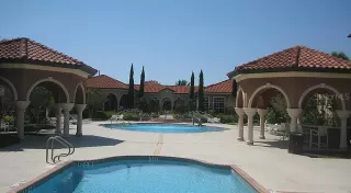 Photo #1: O6381863 Listing 