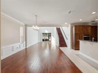 Photo #5: O6381874 Listing