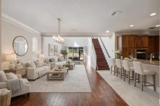 Photo #6: O6381874 Listing