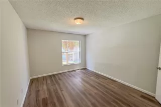 Photo #3: O6381921 Listing 