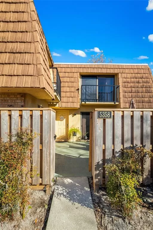 MLS: O6381955 Condo For Sale